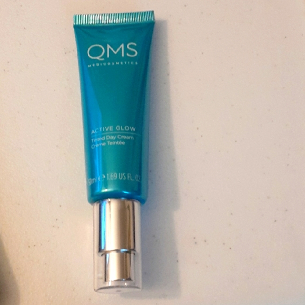 QMS Medicosmetics Active Glow Tinted Day Cream